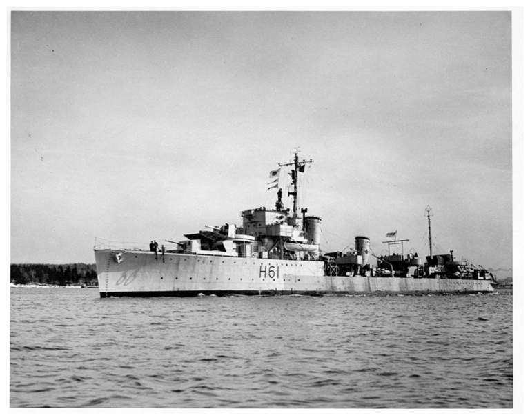 HMCS GATINEAU - CFB Esquimalt Naval and Military Museum