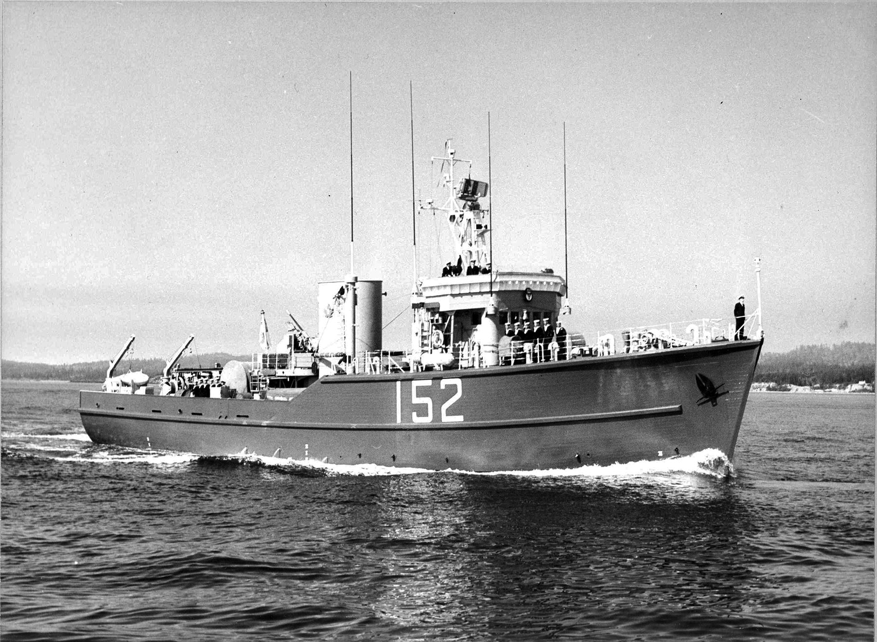 HMCS JAMES BAY - CFB Esquimalt Naval and Military Museum