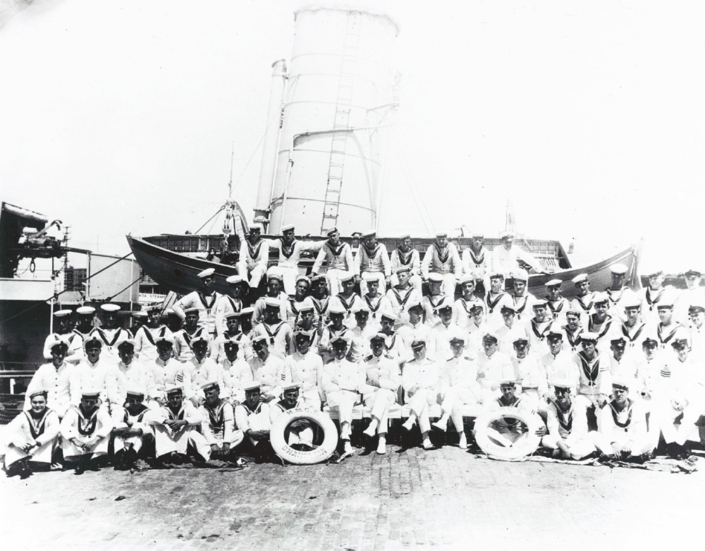 Ships' company of HMCS Champlain