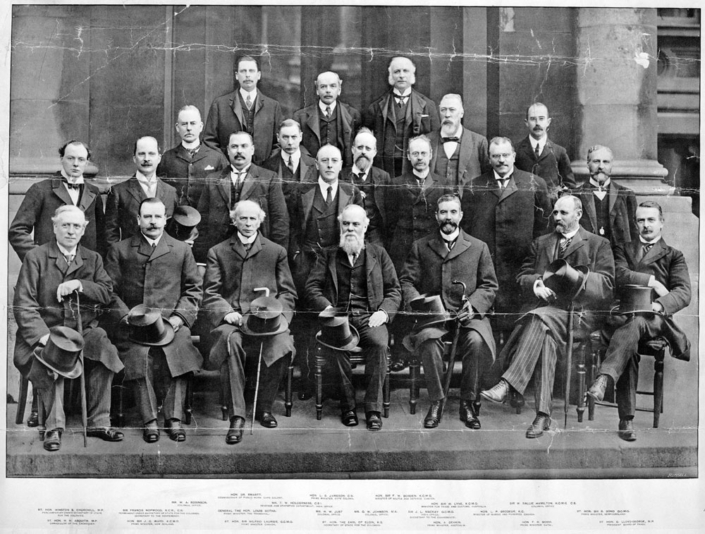 Principaux participants à la Conférence coloniale de Londres, Angleterre, 1907_LPB, deuxième rangée.