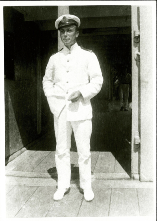 Sous-lieutenant Brodeur à bord du HMS Berwick. Le 20 décembre 1914, à Kingston, Jamaica